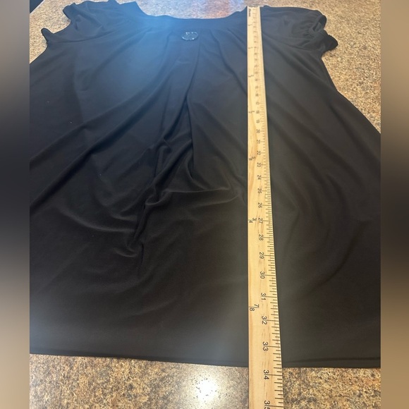 Tiana B Short Sleeve Flowy Midi Dress Size XL Black Round Neck Button Detail - Picture 11 of 11